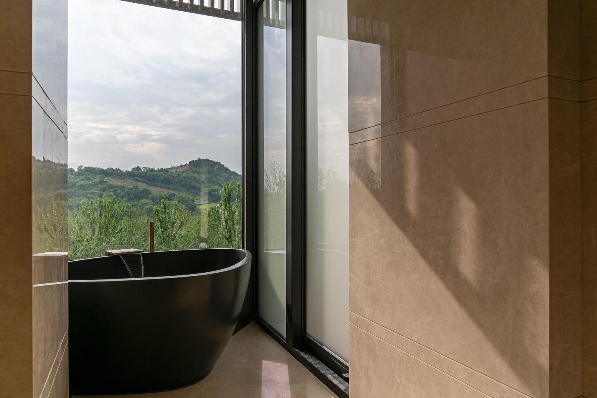 The Westin Nanjing Resort & Spa Bagian luar foto